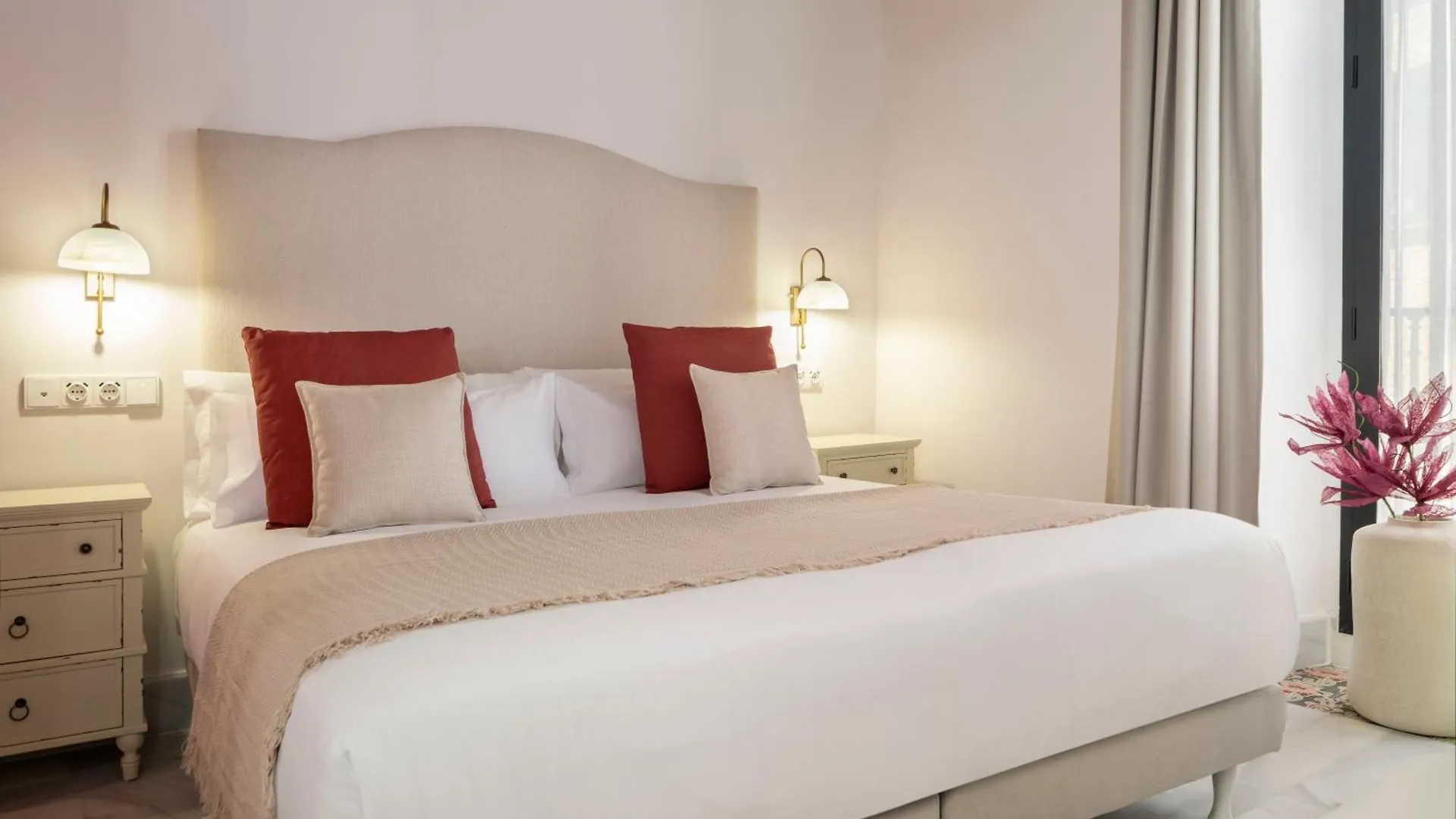 Magno Apartments Casa Palacio Moratin Seville Spain