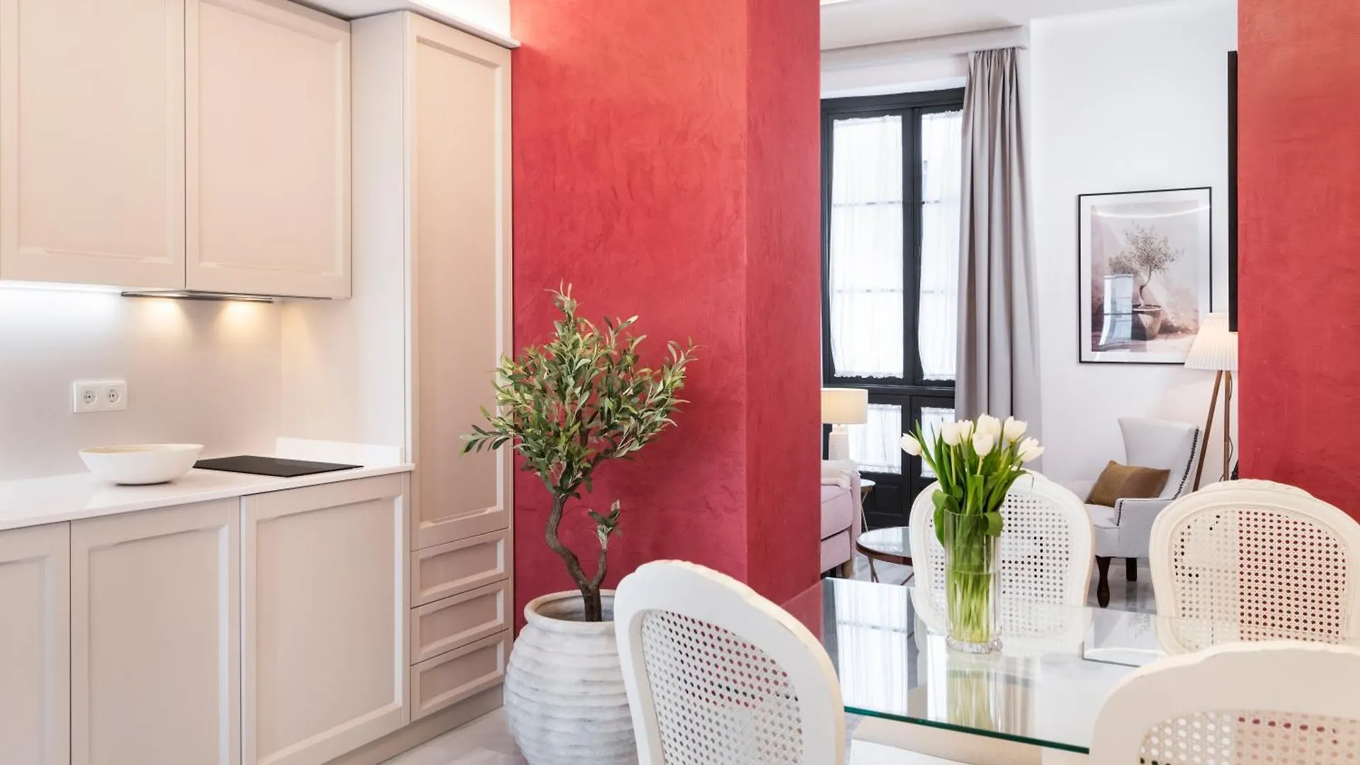 Magno Apartments Casa Palacio Moratin Seville 0*,  Spain