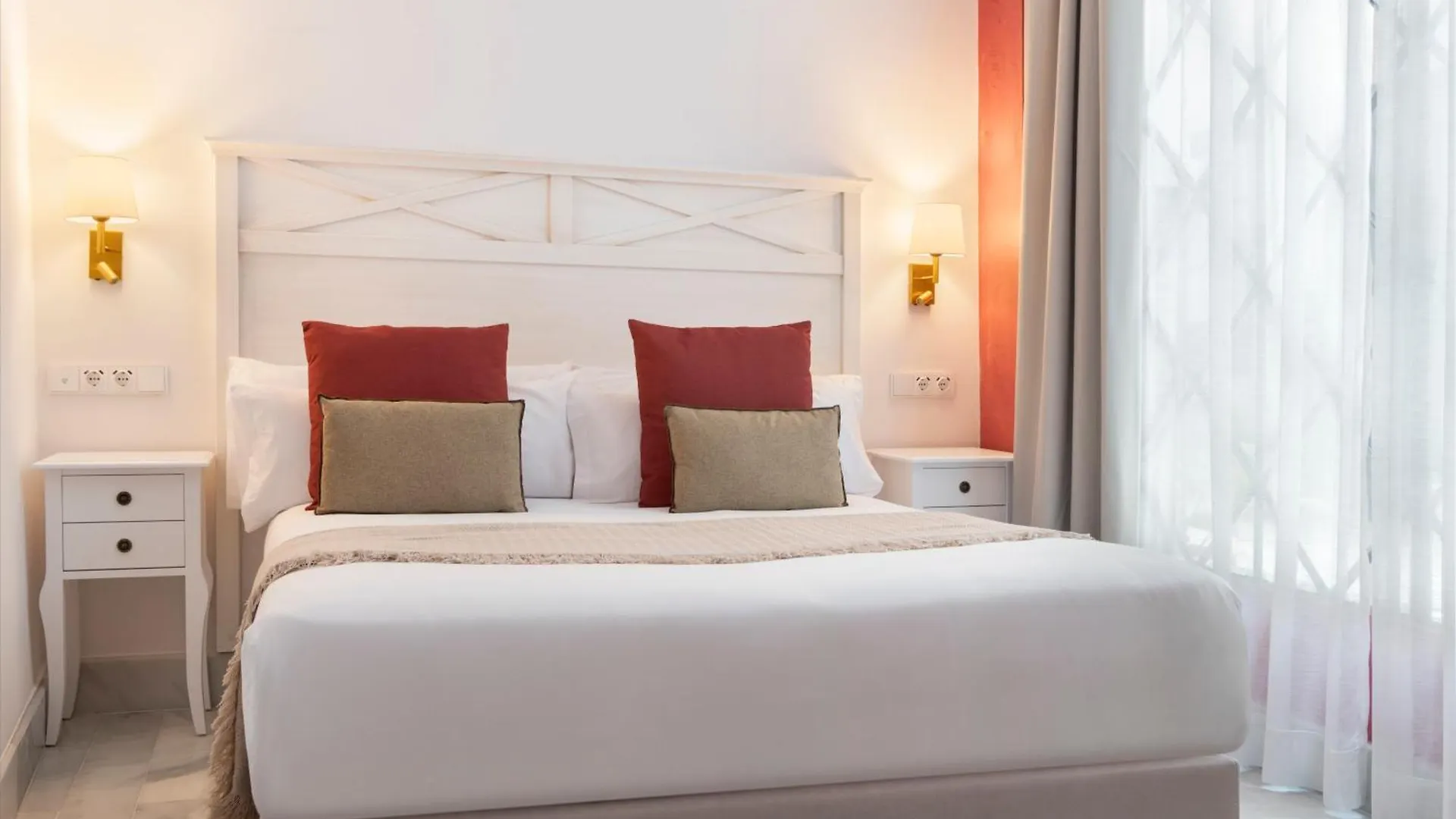 Magno Apartments Casa Palacio Moratin إشبيلية