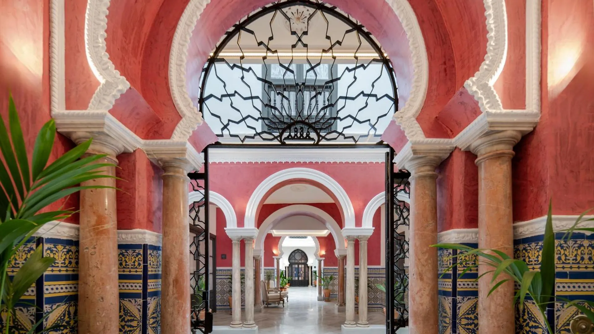 Magno Apartments Casa Palacio Moratin إشبيلية